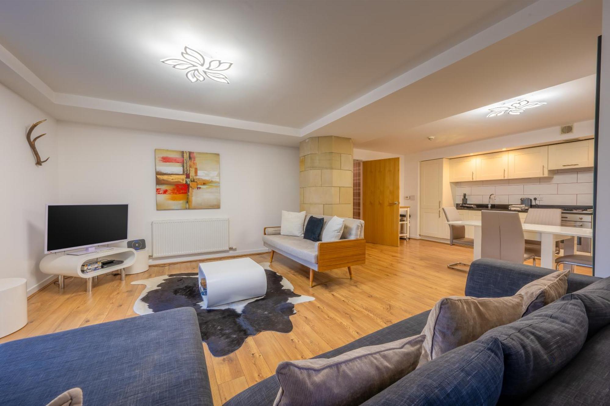 Ac19 Lower North Aisle - Luxury Self Catering 2 Bedroom Apartment Fort Augustus Extérieur photo